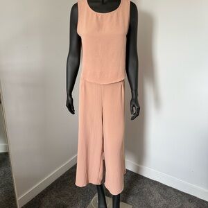 ⚪️ Blush Pink Two-Piece Set – Sleeveless Top & Wide-Leg Pants – Size L